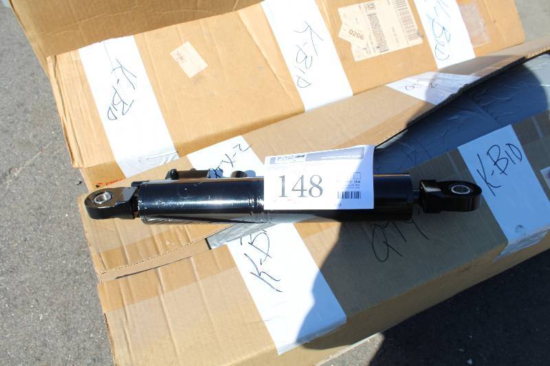 lot 148 image: Lot of (2) Hydraulic Cylinders