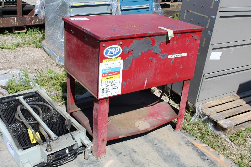 lot 156 image: Zep Dynabrute Industrial Parts Cleaner System