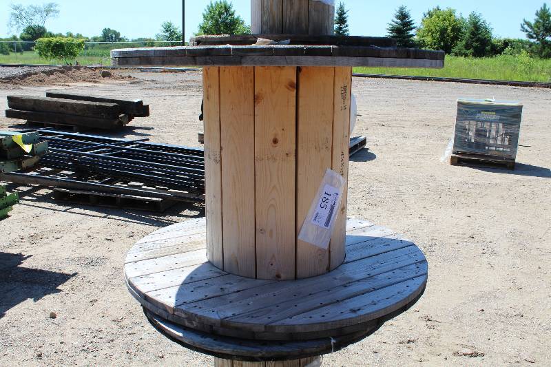 lot 185 image: Wood Wire Spool