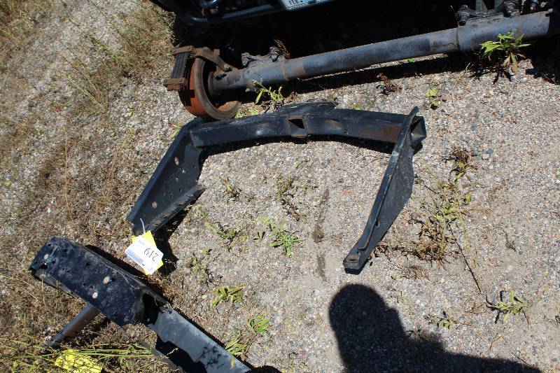 lot 219 image: Hitch Assembly