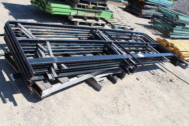 lot 192 image: Lot of (7) Metal Gates