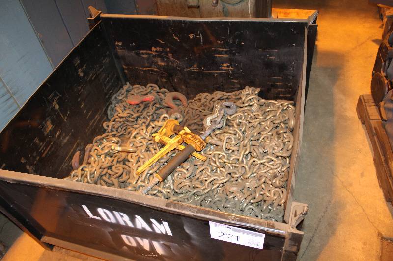 lot 271 image: Chains, Pulley Assemblies