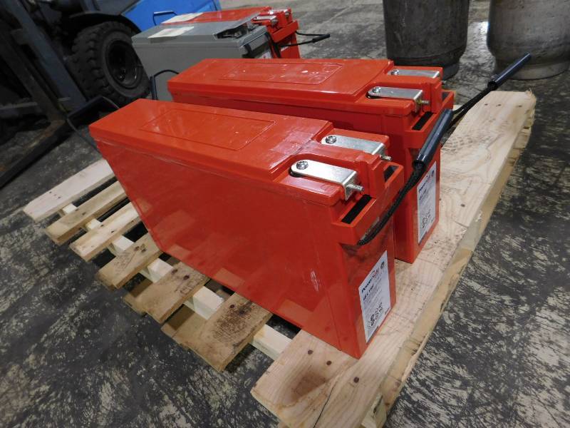 lot 7 image: Two SBS190F Telecom Batteries