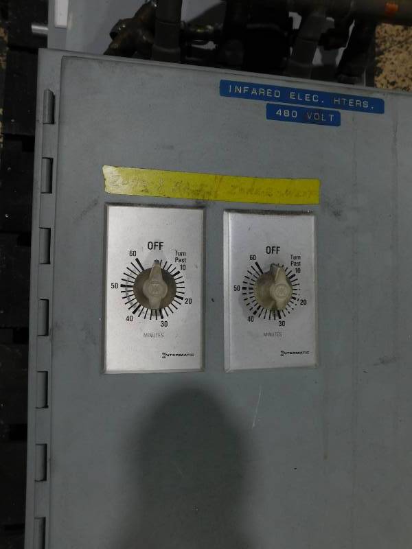 lot 29 image: Electrical Boxes