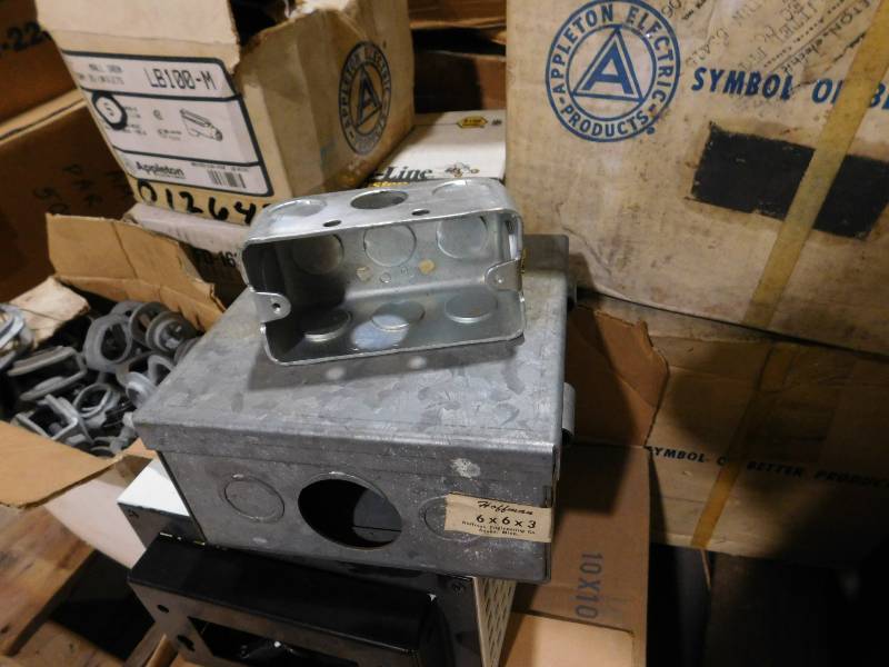 lot 38 image: Misc. Pallet Lot of Electronics #2