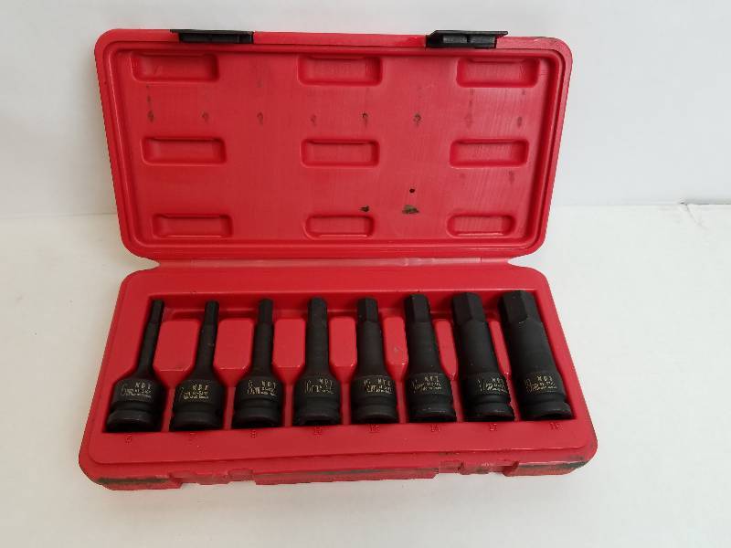 lot 3 image: NAPA Professional Metric Size 12 Drive Impact Allen Sockets