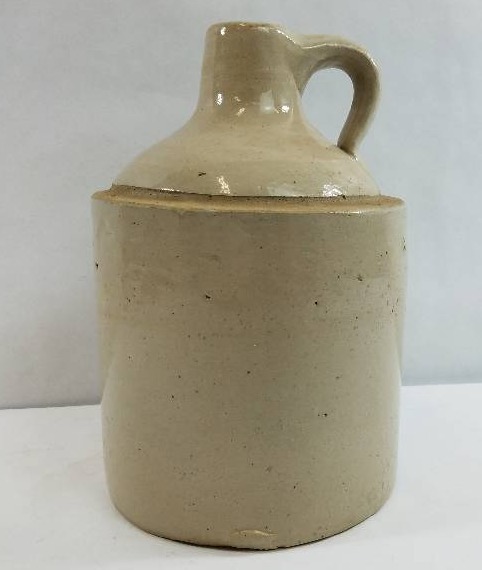 lot 16 image: One jug type Crock