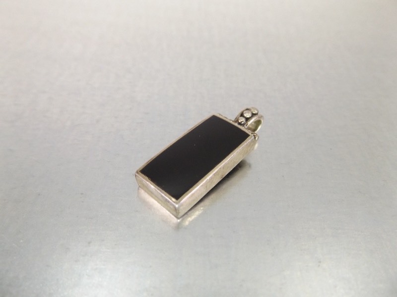Sterling Silver Onyx Pendant