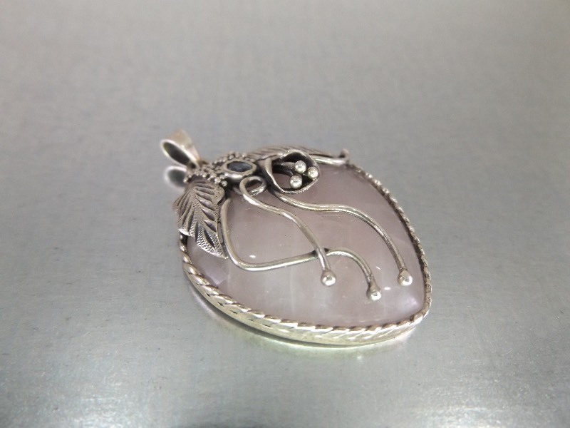 Sterling Silver Rose Quartz Crystal&nbspHeart&nbspPendant