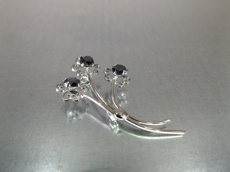 Sterling Silver Flower Onyx Brooch