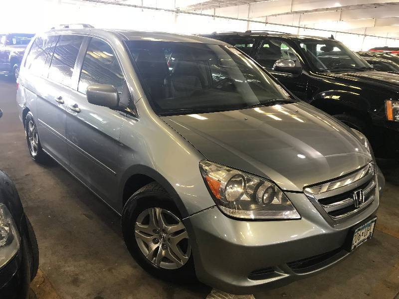 lot 6 image: 2006 Honda Odyssey EX
