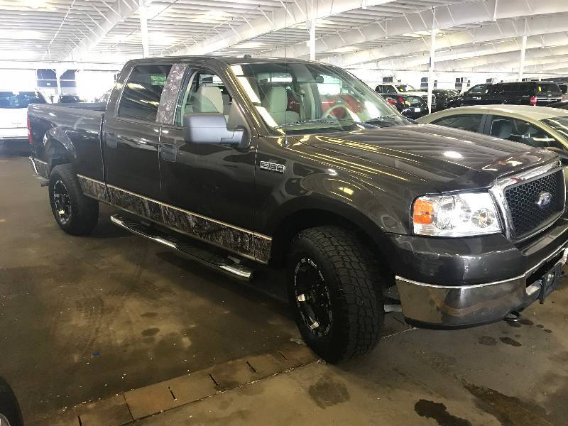 lot 15 image: 2007 Ford F-150 XLT 4x4