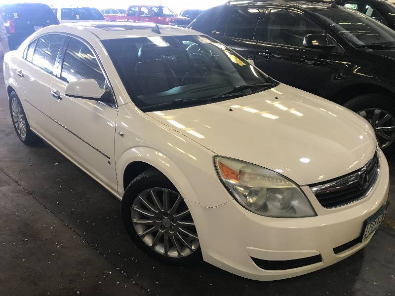 lot 17 image: 2007 Saturn Aura XR