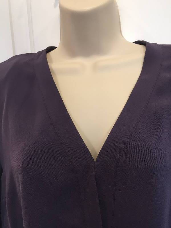 lot 502 image: NWT Talbots Silk Cardigan Sz 10