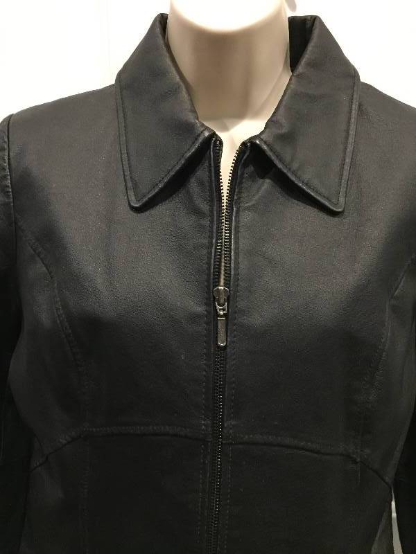 lot 524 image: Jacqueline Ferrar Black Leather Jacket Sz S