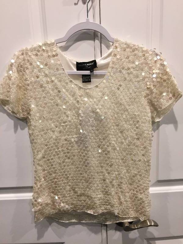 lot 569 image: NWT Colette Mordo Beaded Top Sz S