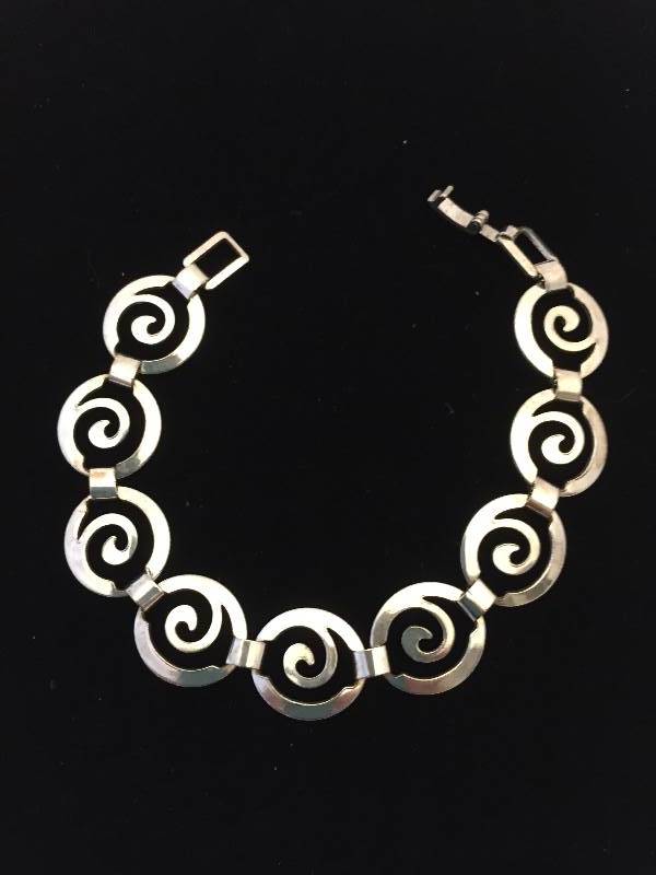 lot 434 image: Bracelet - Sterling Silver
