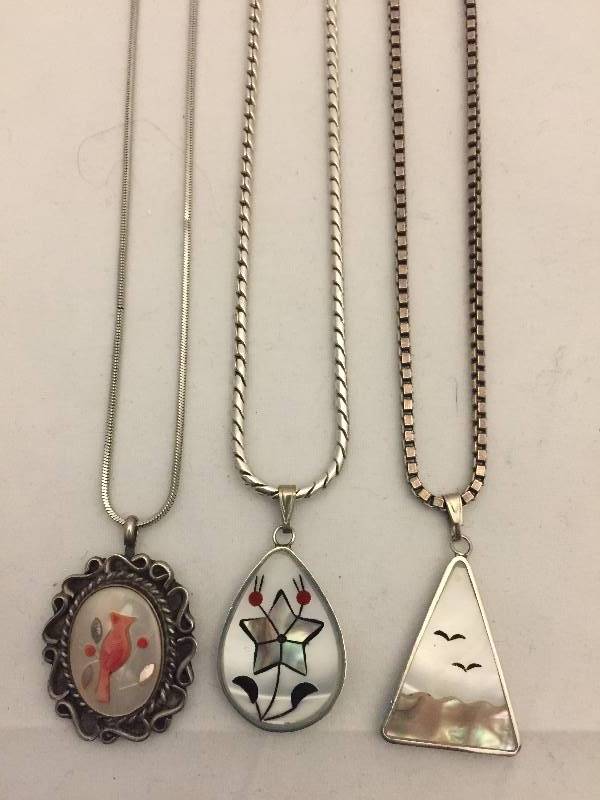 lot 504 image: Necklaces - Monet, Trifari