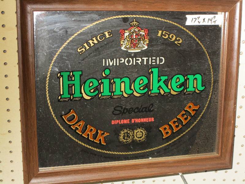lot 17 image: Heineken Special Dark Beer