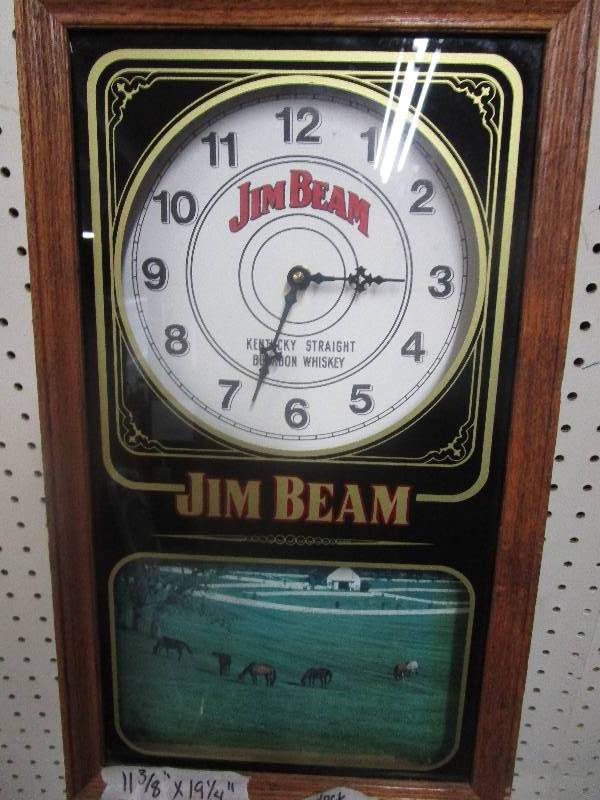 lot 75 image: Jim Beam Clock