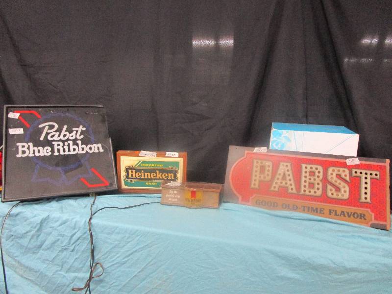 lot 97 image: Pabst Blue Ribbon light work s17 x 17 but some damage around edges, Heineken Light 12 12 x 7 12 Does Not Work, Pabst Blue Ribbon Sign 23 12 x 10 and Michelob Light Works but Piece of Plastic broke off 10 x 3 12