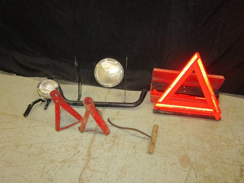 lot 139 image: Light, Hazzard Reflectors, Craftsman Lawnmower Bumper, Hubcap Jacks and Bail Fork
