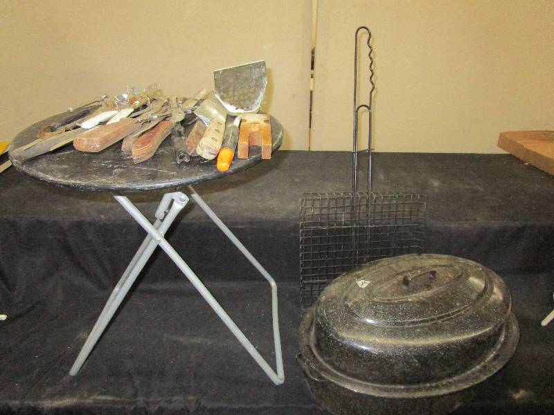 lot 151 image: Foldable Table, Camping Grilling Basket, Decorative Roaster Cute for Plants, Various Knives, Can Opener
