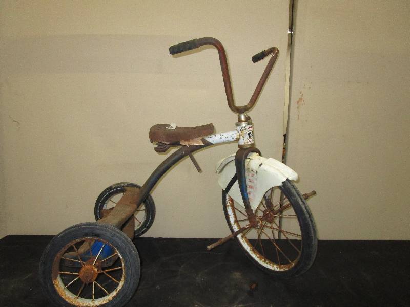 lot 173 image: Trike