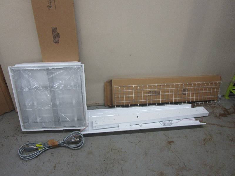 lot 195 image: New Light Fixtures