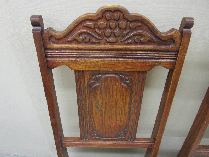 lot 234 image: Pair of Vintage Chairs