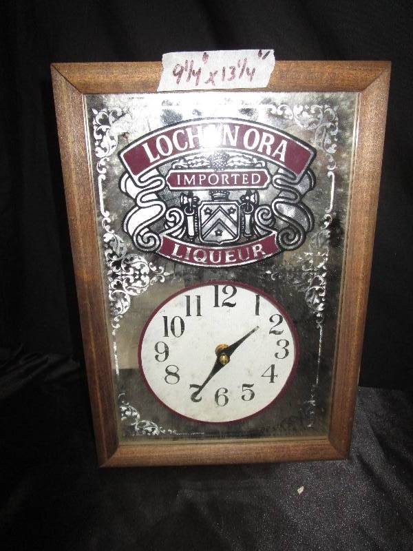 lot 251 image: Lochan Ora Liqueur Clock