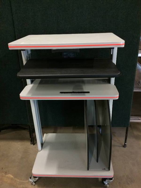 lot 51 image: Mobile Adjustable Medical Workstation Stand Up Computer Desk
