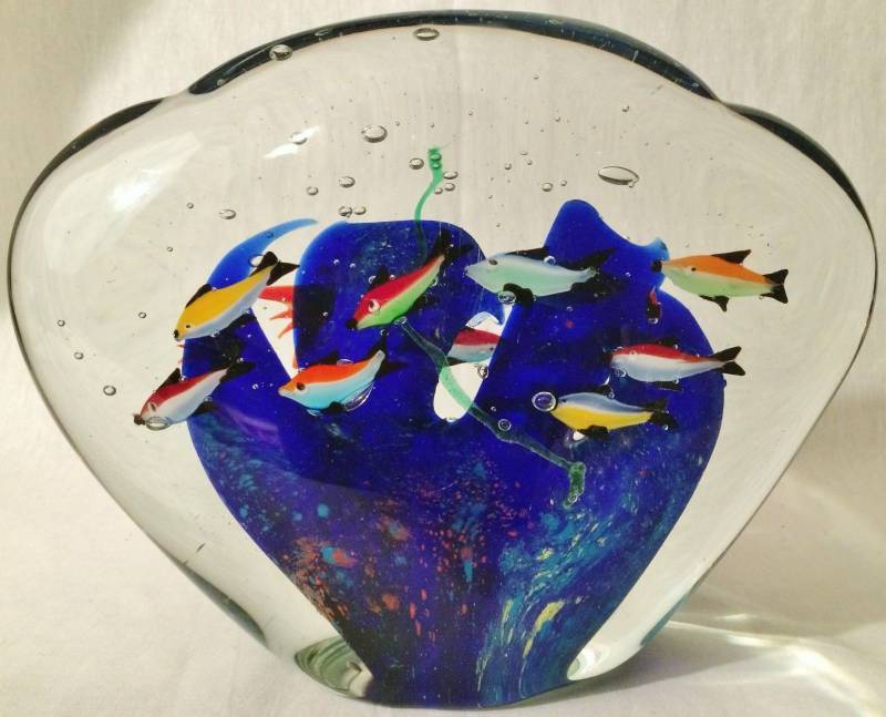 lot 5 image: 9 12 Wide x 7 12 Tall&nbspVintage&nbsp11lbs MURANO ART GLASS AQUARIUM 15 FISH SCULPTURE BLOCK PAPERWEIGHT&nbspUnderwater Ocean View Of 2 Species Of Aquatic Life
