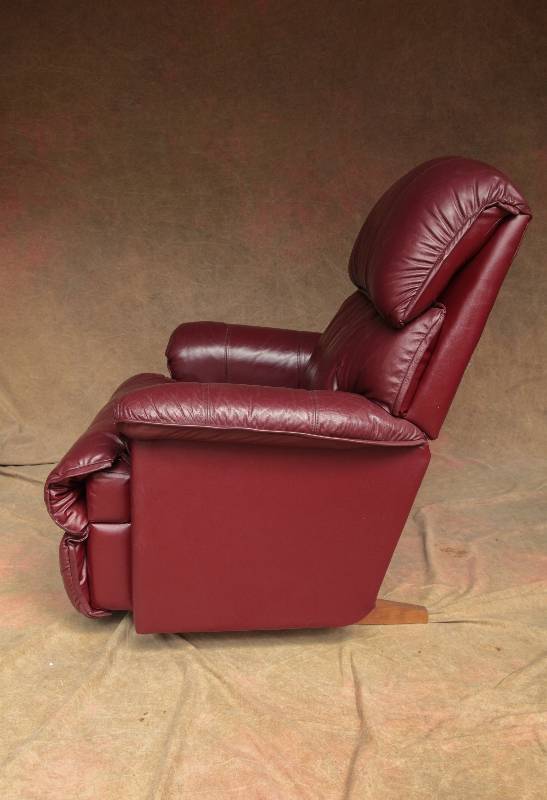 Fantastic Lazy Boy Burgundy Leather Manual Rocker Recliner - Excellent