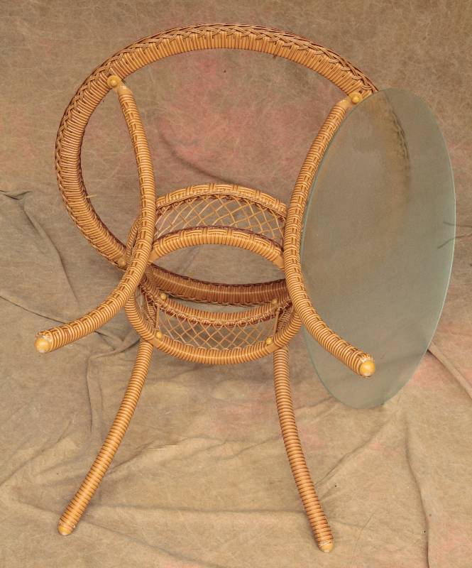 lot 38 image: Outdoor All Weather Faux Bamboo Rattan Wicker Round Patio Table With Frosted Glass Top - Excellent Condition