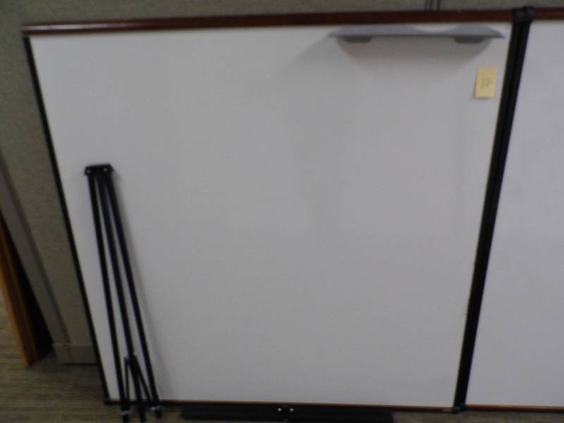 Whiteboard w easel