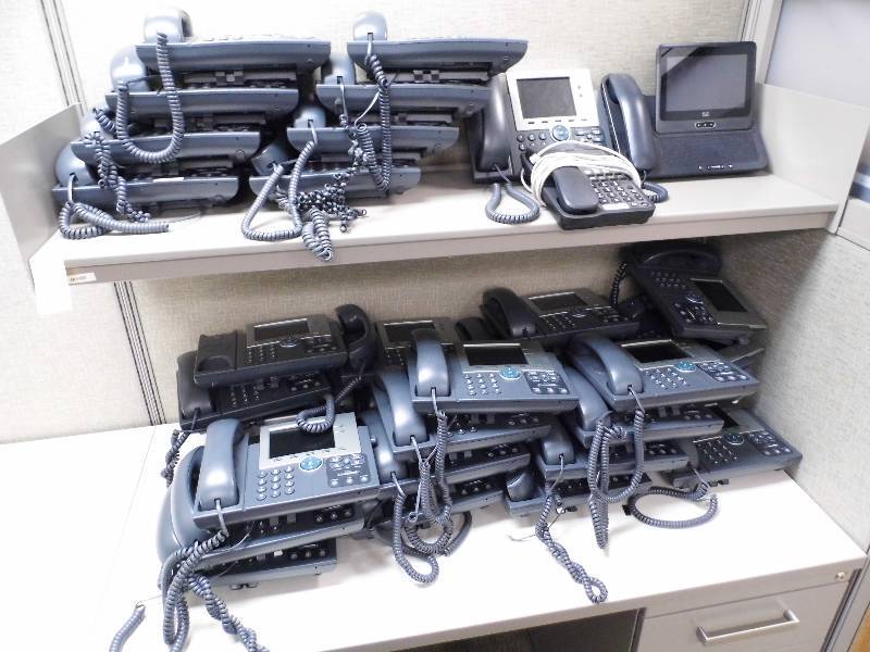 Large Lot of Cisco Phones