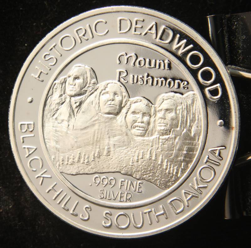 RARE 1997 HARLEY DAVIDSON STURGIS DEADWOOD .64 troy oz. .999 FINE SILVER ROUND