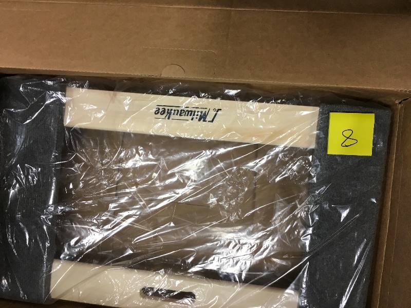 lot 8 image: Milwaukee 1,000 lb. Capacity Furniture Dolly New