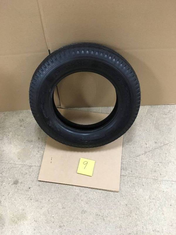 lot 9 image: Martin Wheel 480-12 Load Range B Trailer Tire New