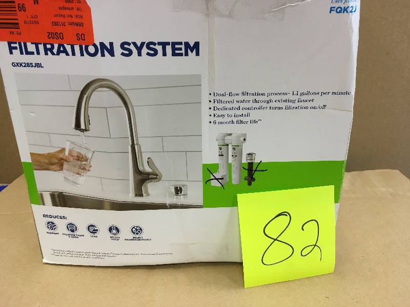 lot 82 image: GE Under Sink Dual Flow Water Filtration System Not Used
