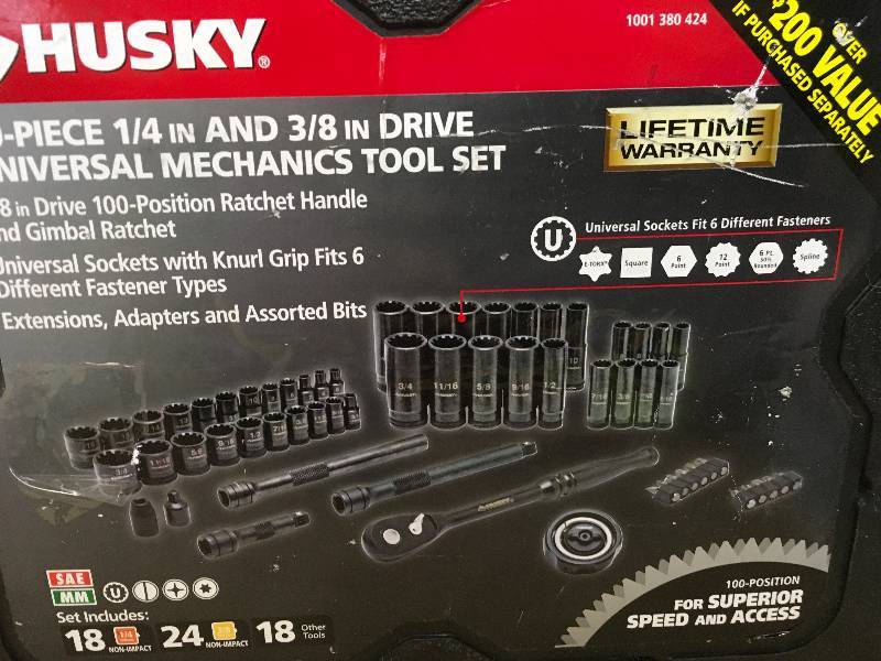lot 22 image: Husky 60pc Universal Mechanics Tool Set with 100-Position Ratchets and Universal in working conditions