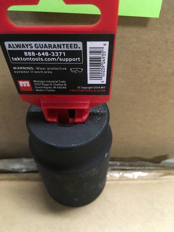 lot 44 image: TEKTON 4935 12-Inch Drive by 35 mm Deep Impact Socket, 6-Point  new