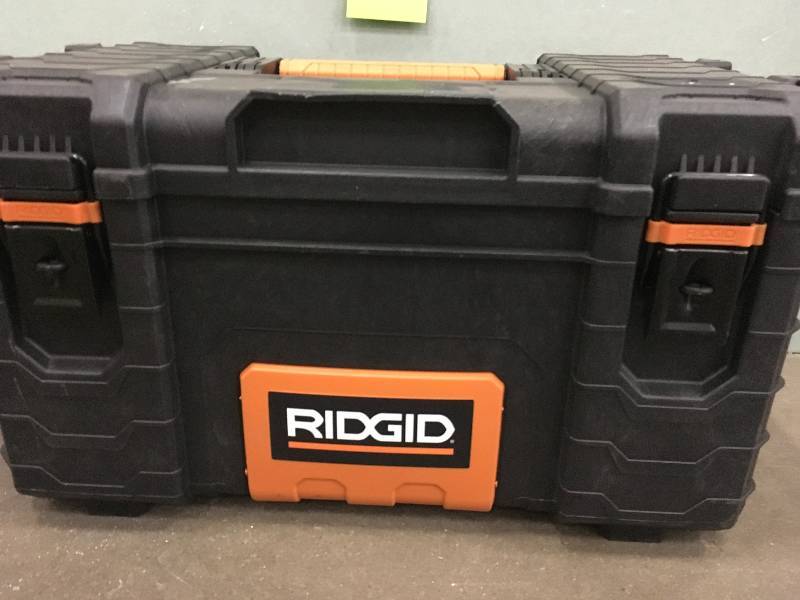 lot 69 image: Ridgid 22 in. Pro Tool Box, Black used in good condition