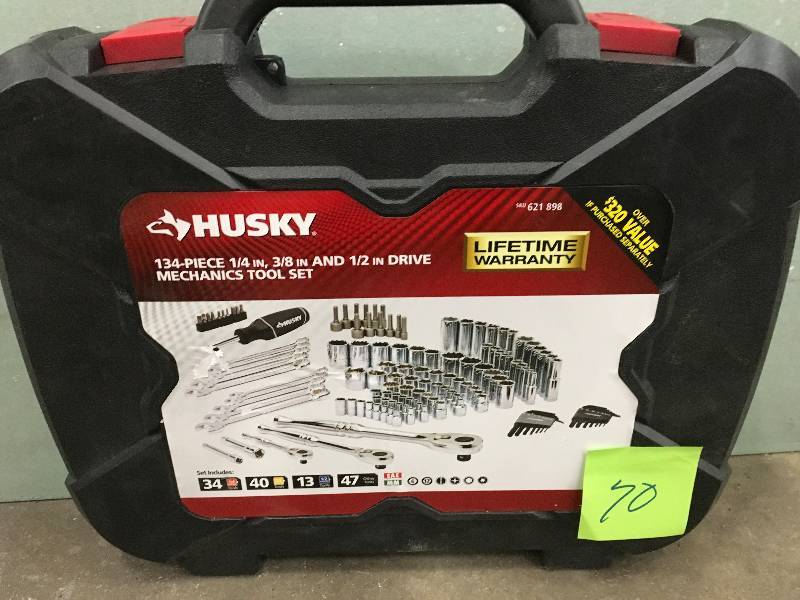 lot 70 image: Husky Mechanics Tool Set -134-Piece - Silver H134MTS