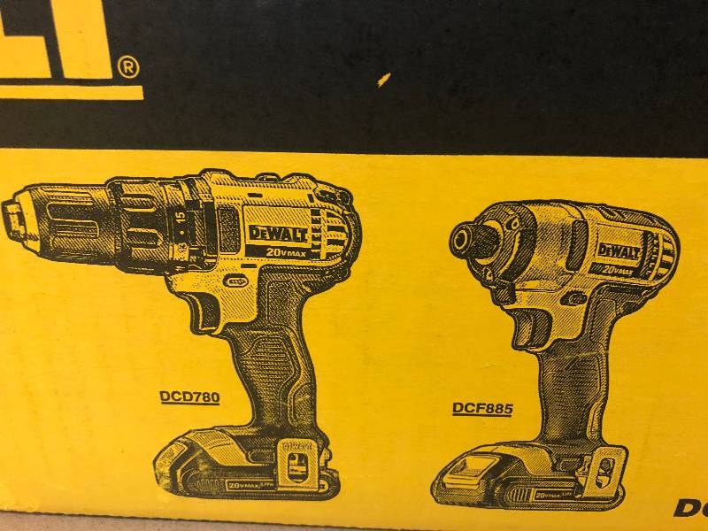 lot 112 image: DEWALT 20-Volt MAX Lithium-Ion Cordless DrillImpact Combo Kit (2-Tool) with (2) Batteries 1.5Ah, Charger and Contractor Bag not used