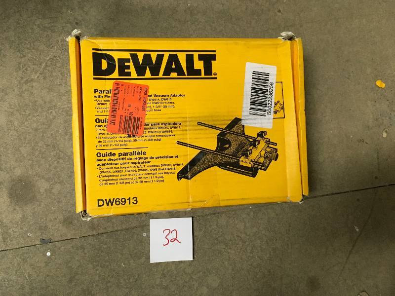 DeWalt Universal Edge Guide with Dust Collection Not Used