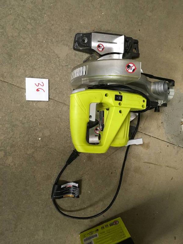 RYOBI 9 Amp 7-14 in. Compound Miter Saw with Laser in very good working condition