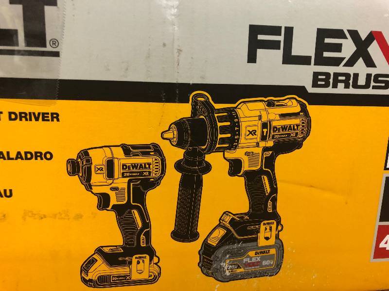 DEWALT FLEXVOLT 60-Volt and 20-Volt MAX Lithium-Ion Cordless Brushless Combo Kit (2-Tool) w 2Ah and 6Ah Batteries and Charger not used