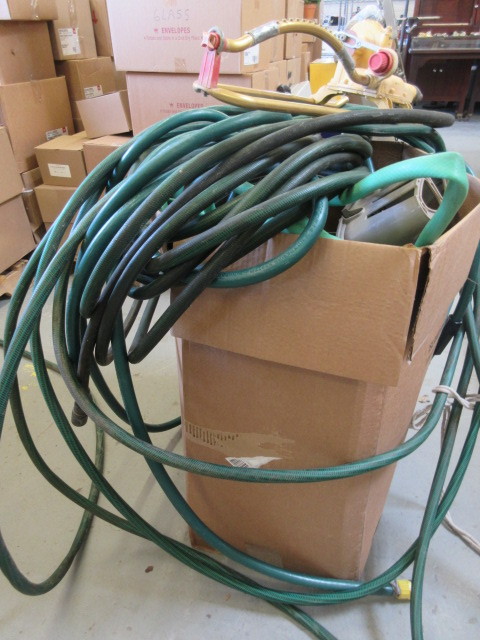 lot 176 image: SPINKLER, HOSE AND MORE